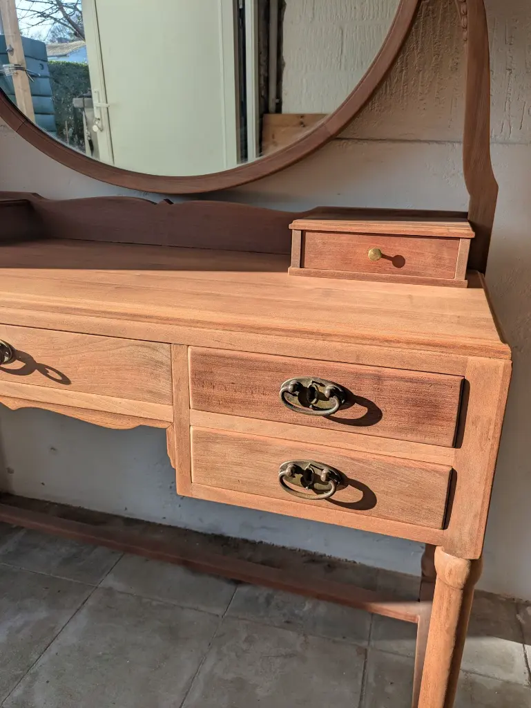 Coiffeuse en noyer Miroir (11).webp