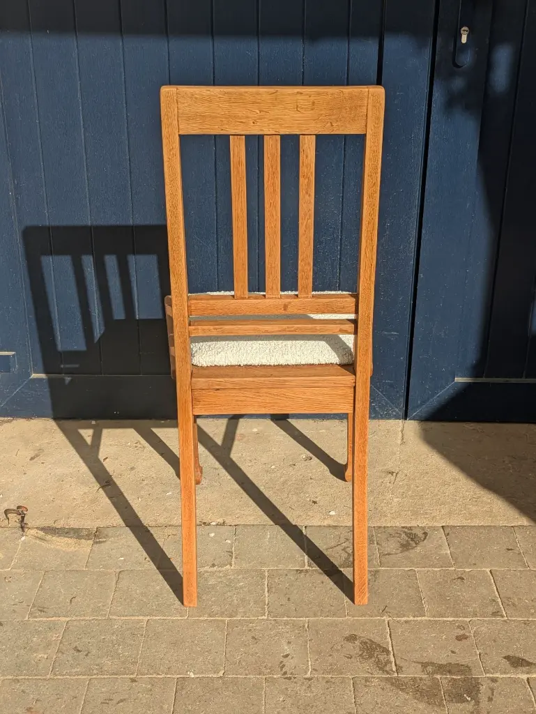 Chair refurbished (5).webp