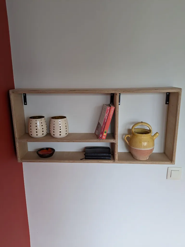 Hanging shelf sasasa (1).webp