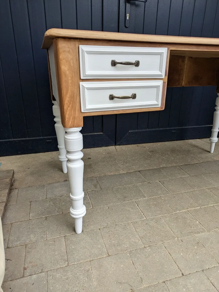 white wood desk (12).webp