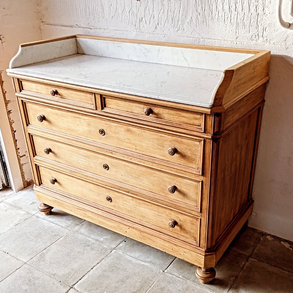Meuble marbre bois (1).webp
