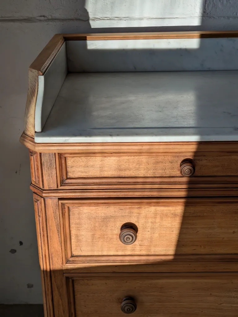 Meuble marbre bois (21).webp