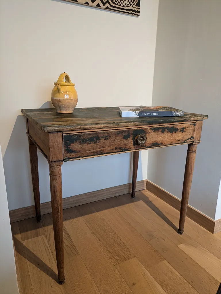 Green wood desk (16).webp